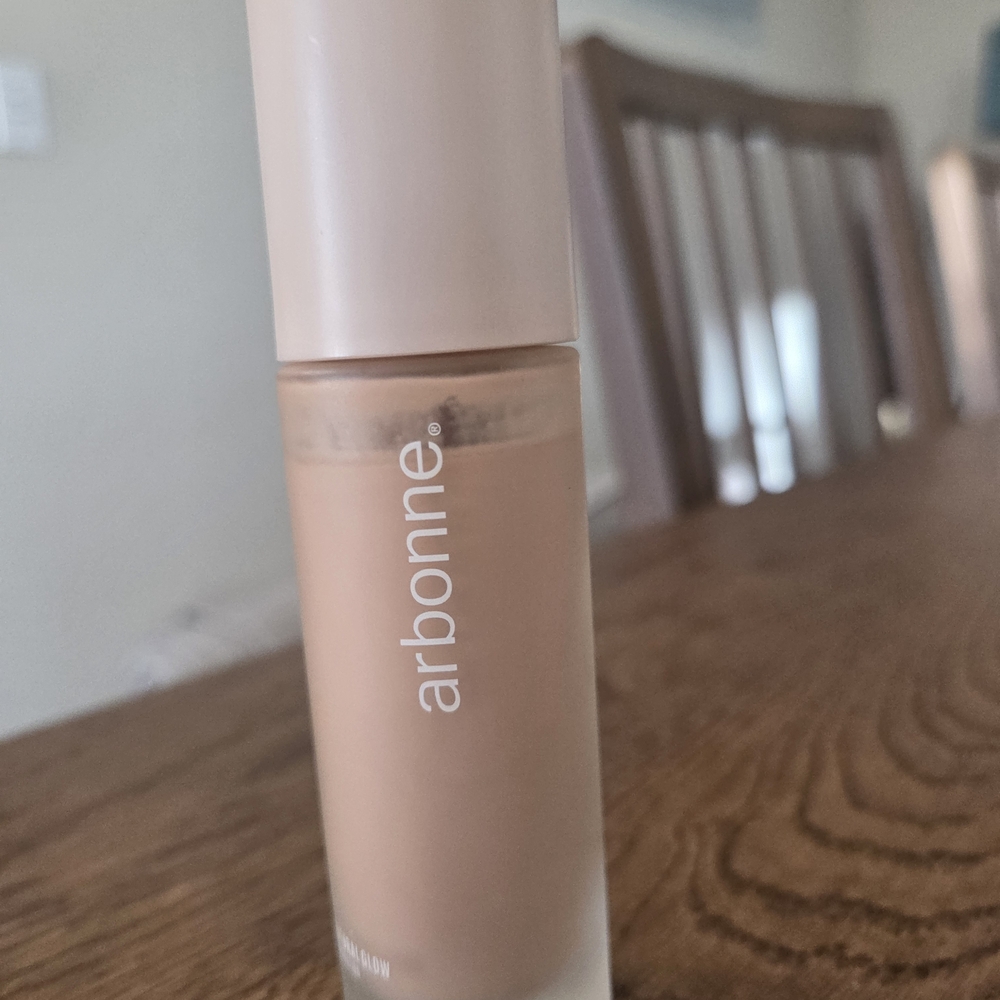 Arbonne Light-Medium Cool Foundation